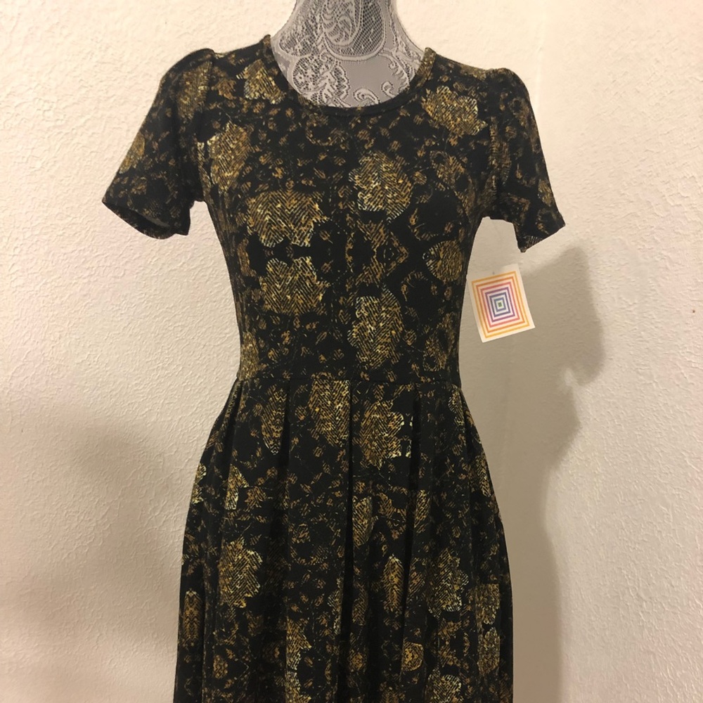 Lularoe S Amelia Floral